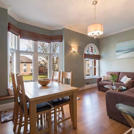 Ambrose Apartments Cheltenham Esterno foto