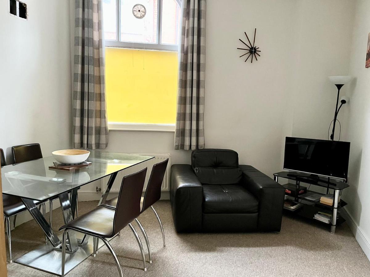 Ambrose Apartments Cheltenham Esterno foto