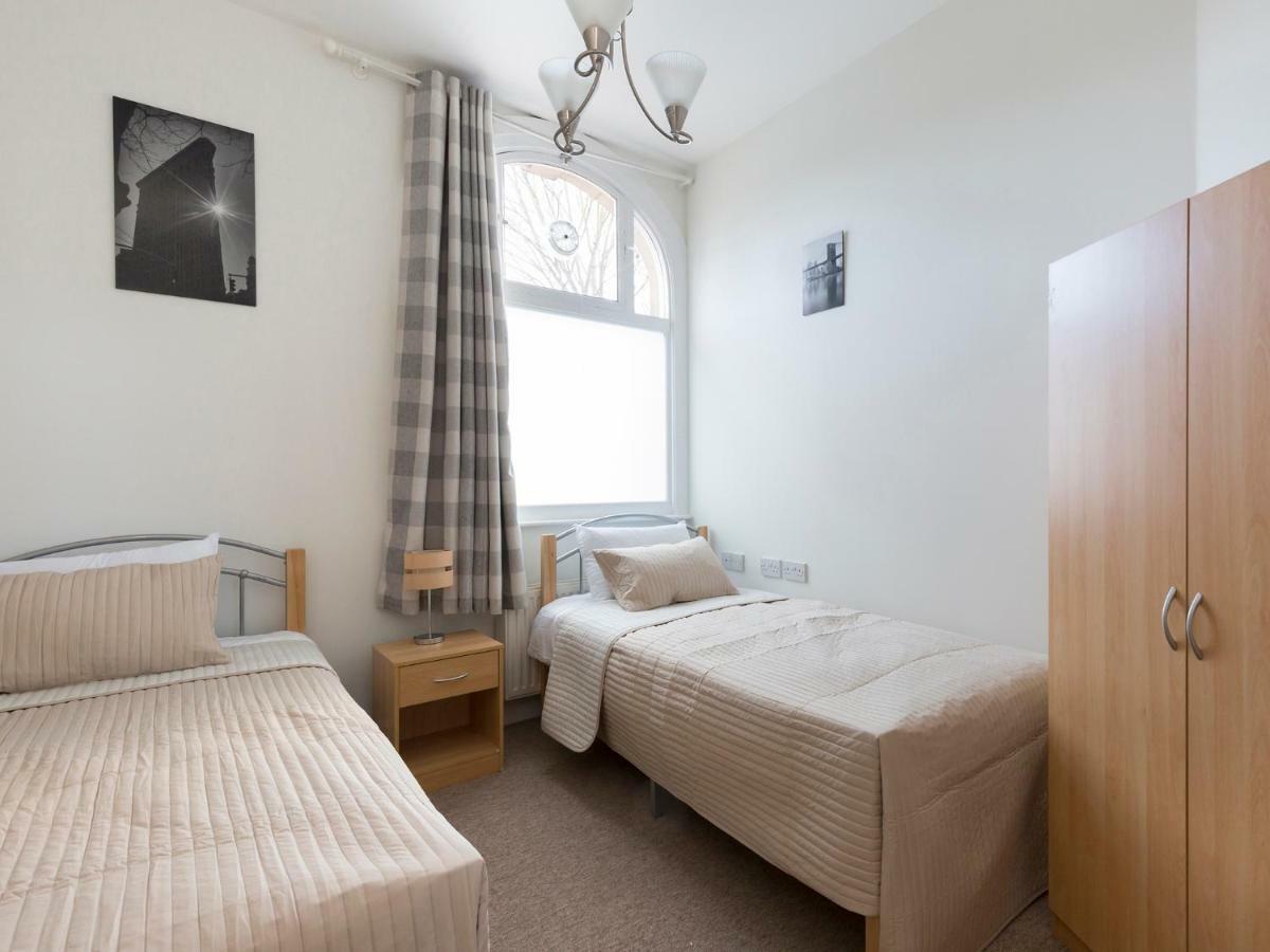 Ambrose Apartments Cheltenham Esterno foto